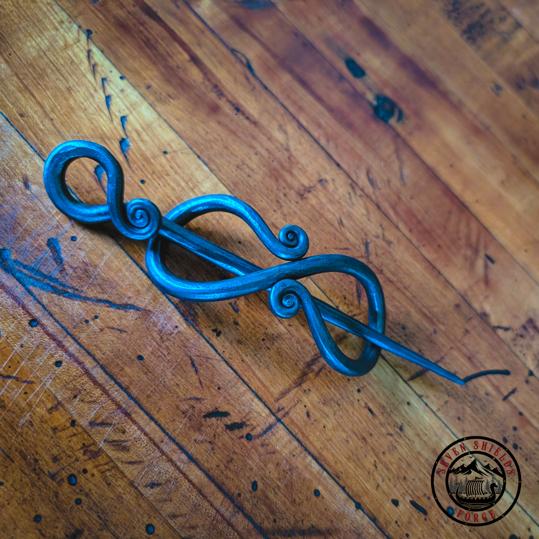 Fiddle head scroll hair pin
