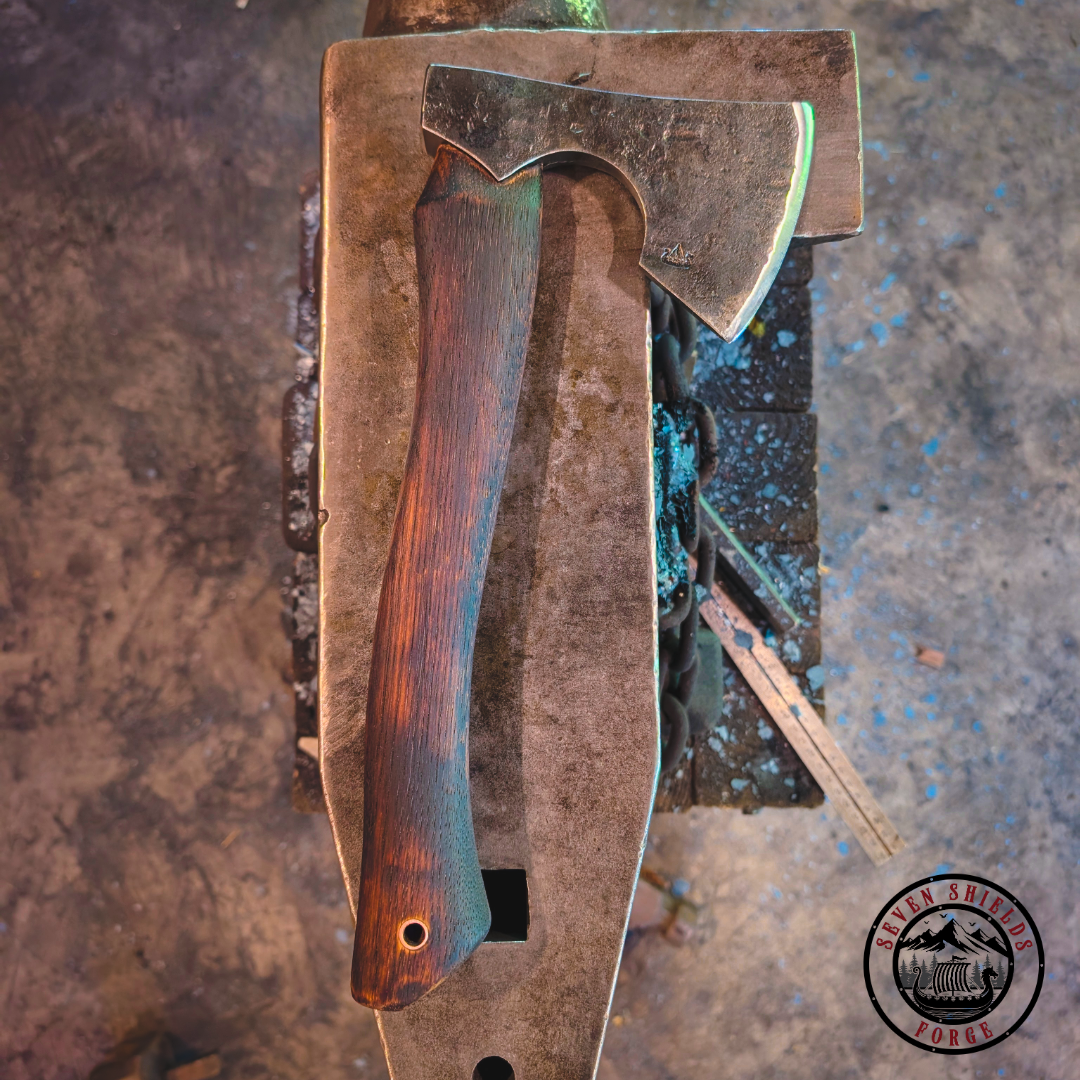 Bearded bushcraft axe
